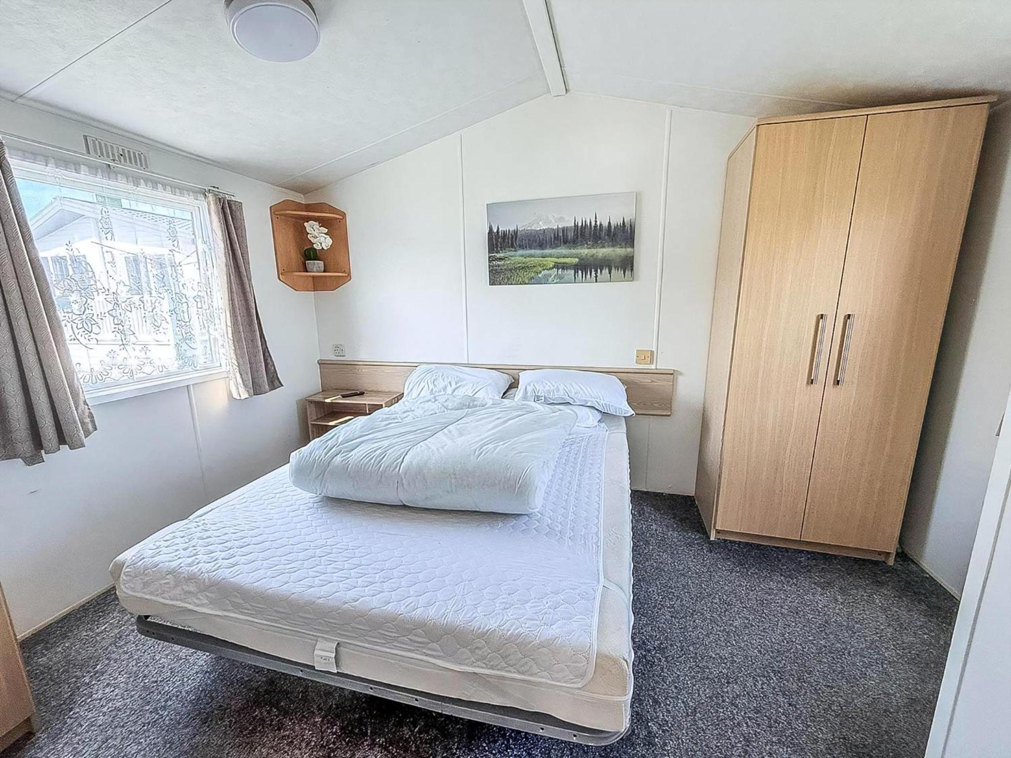 6 Berth Staycation Caravan Nearby Clacton-On-Sea In Essex Ref 26254E Bagian luar foto