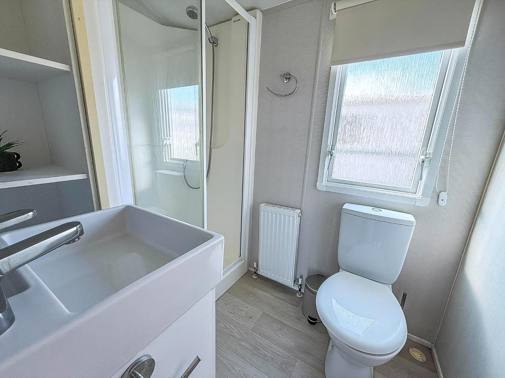 6 Berth Staycation Caravan Nearby Clacton-On-Sea In Essex Ref 26254E Bagian luar foto