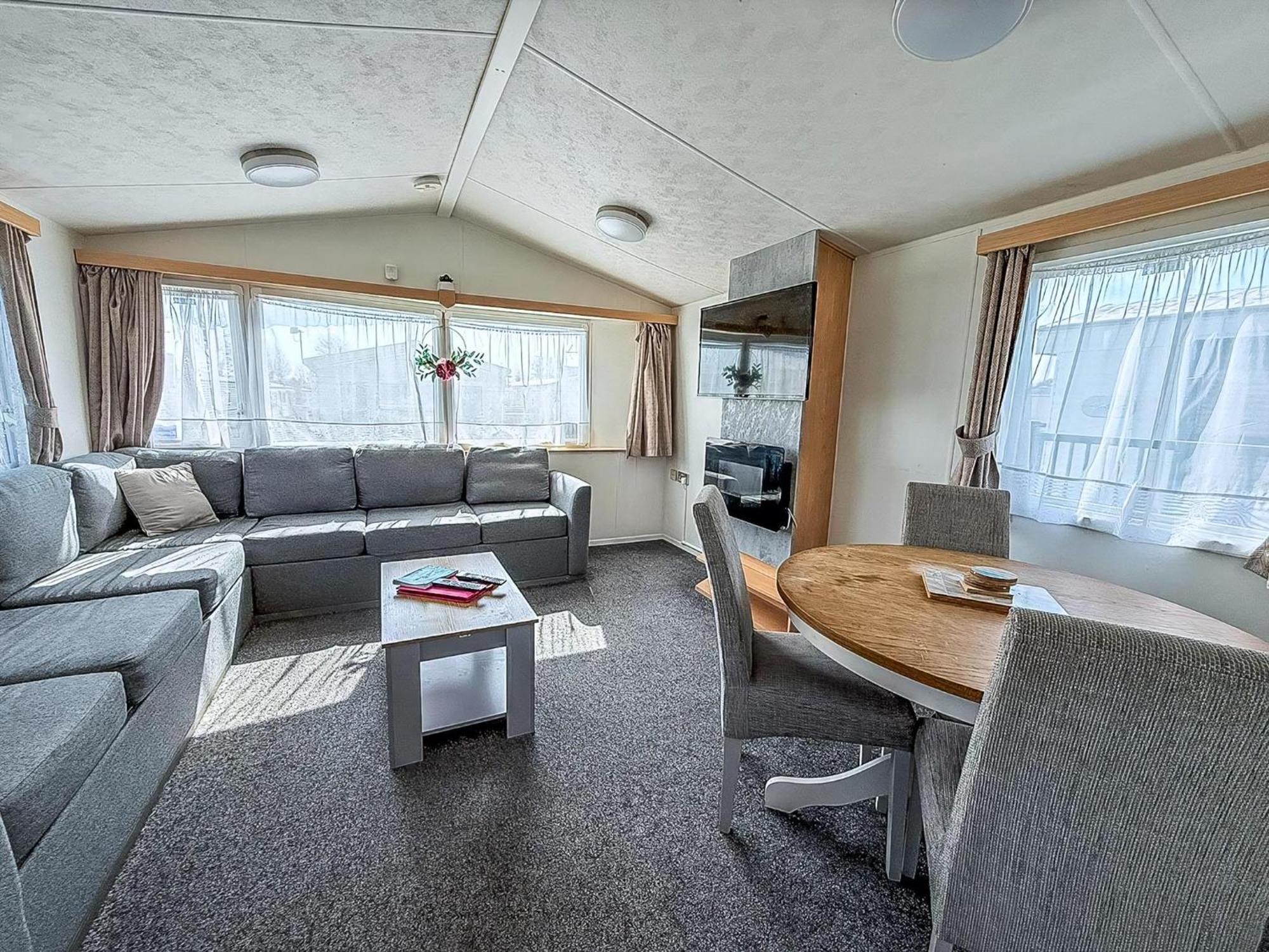 6 Berth Staycation Caravan Nearby Clacton-On-Sea In Essex Ref 26254E Bagian luar foto